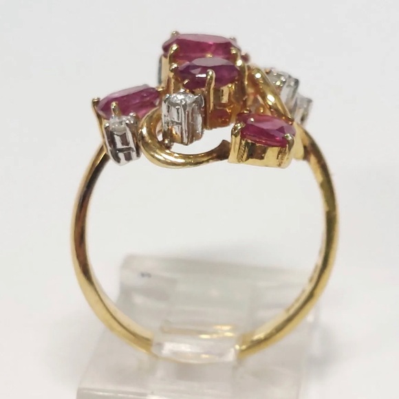 ❤️Host Pick❤️ 14K Retro Natural Ruby Diamond Ring - Elegant Midcentury Vintage - Picture 11 of 14